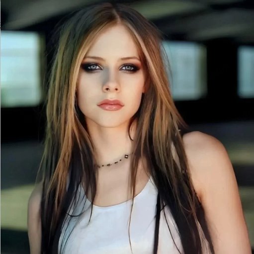 Avril Ramona Lavigne